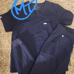 FIGS Navy Blue scrub top M and jogger bottoms M TALL in EXCELLENT CONDITION